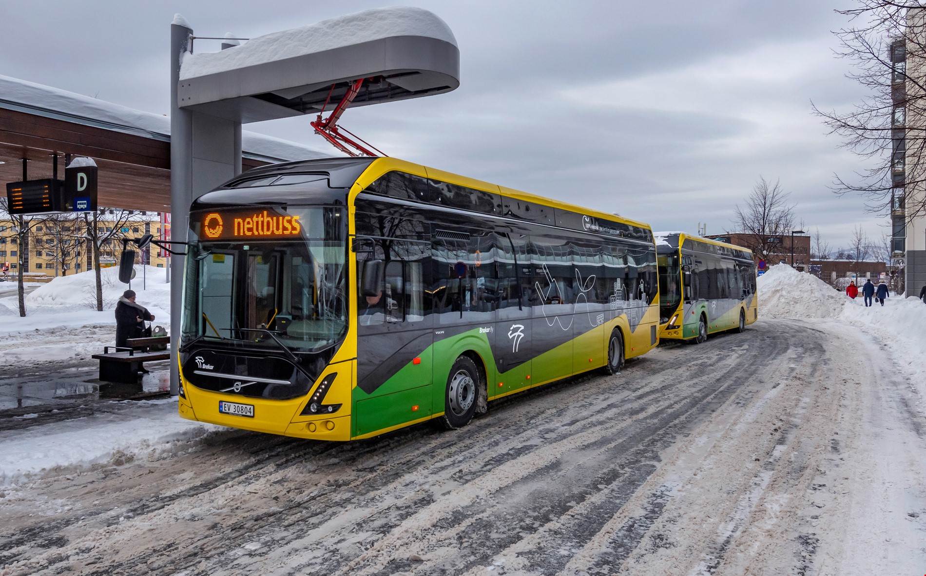 En elektrisk Nettbuss-buss til lading